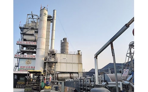 2024年12月27日安徽阜陽瀝青拌合站導(dǎo)熱油系統(tǒng)整體清洗結(jié)束