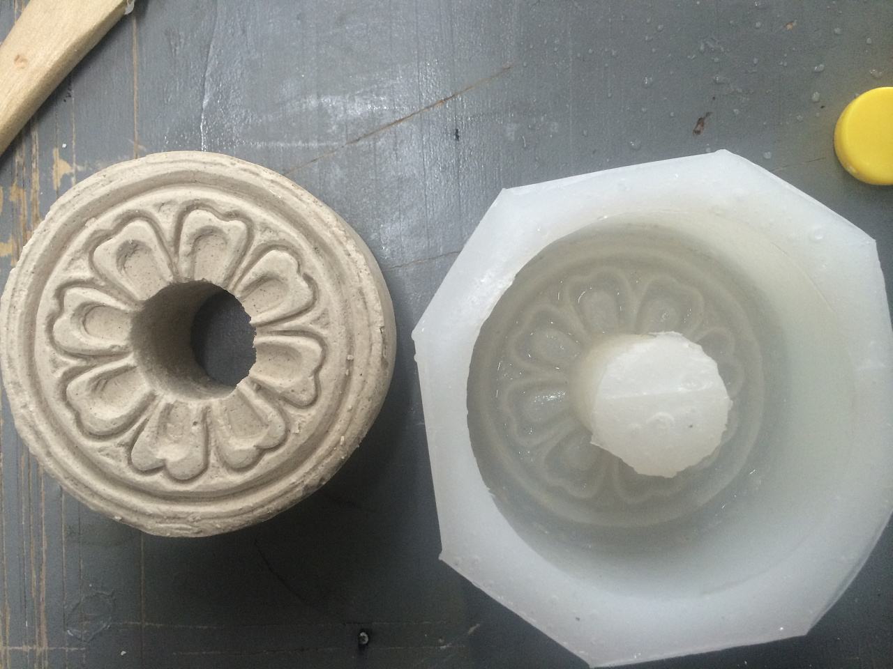 固化好的硅膠模具放置多久不能用了？